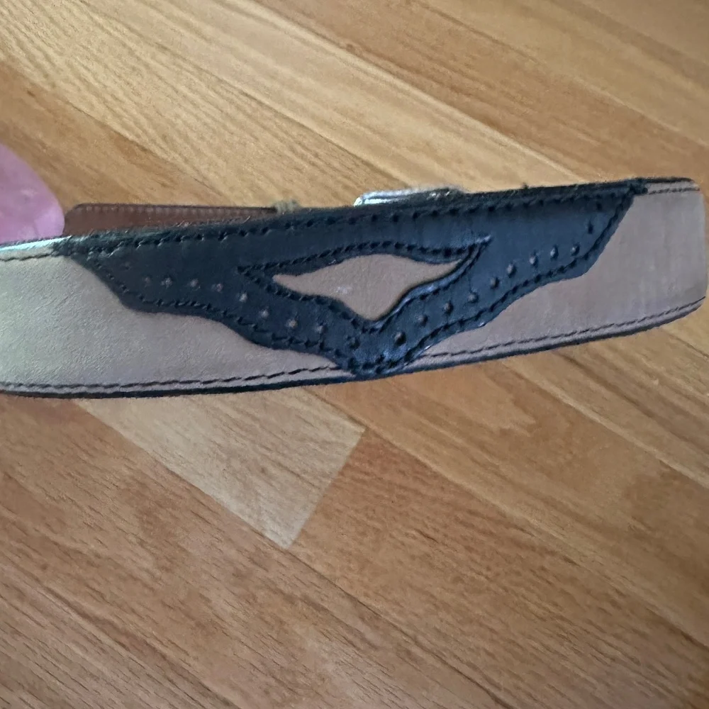 NWOT Western Cowboy Boys Leather Belt Black Brown Size 22